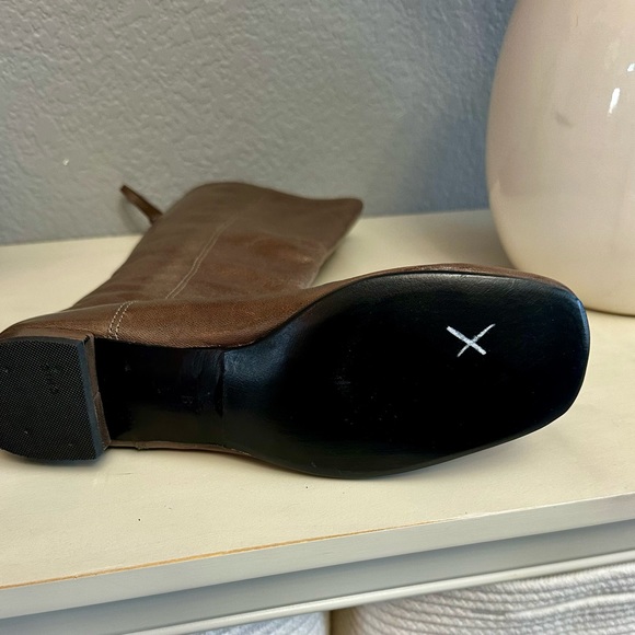 Ship COACH Boots in rich brown size 7.5 - Picture 4 of 4